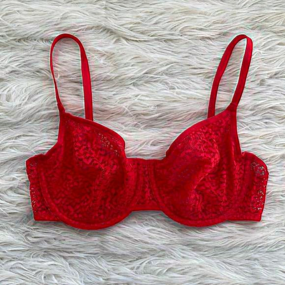 DKNY |‎ Cherry Red Lace Bra